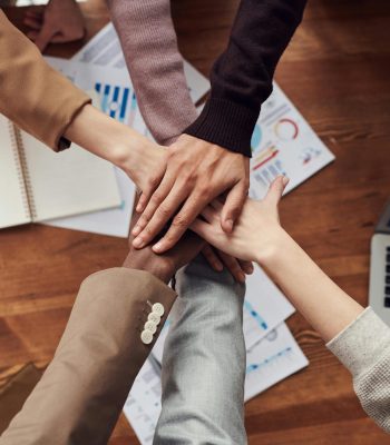 pexels-fauxels-3184418